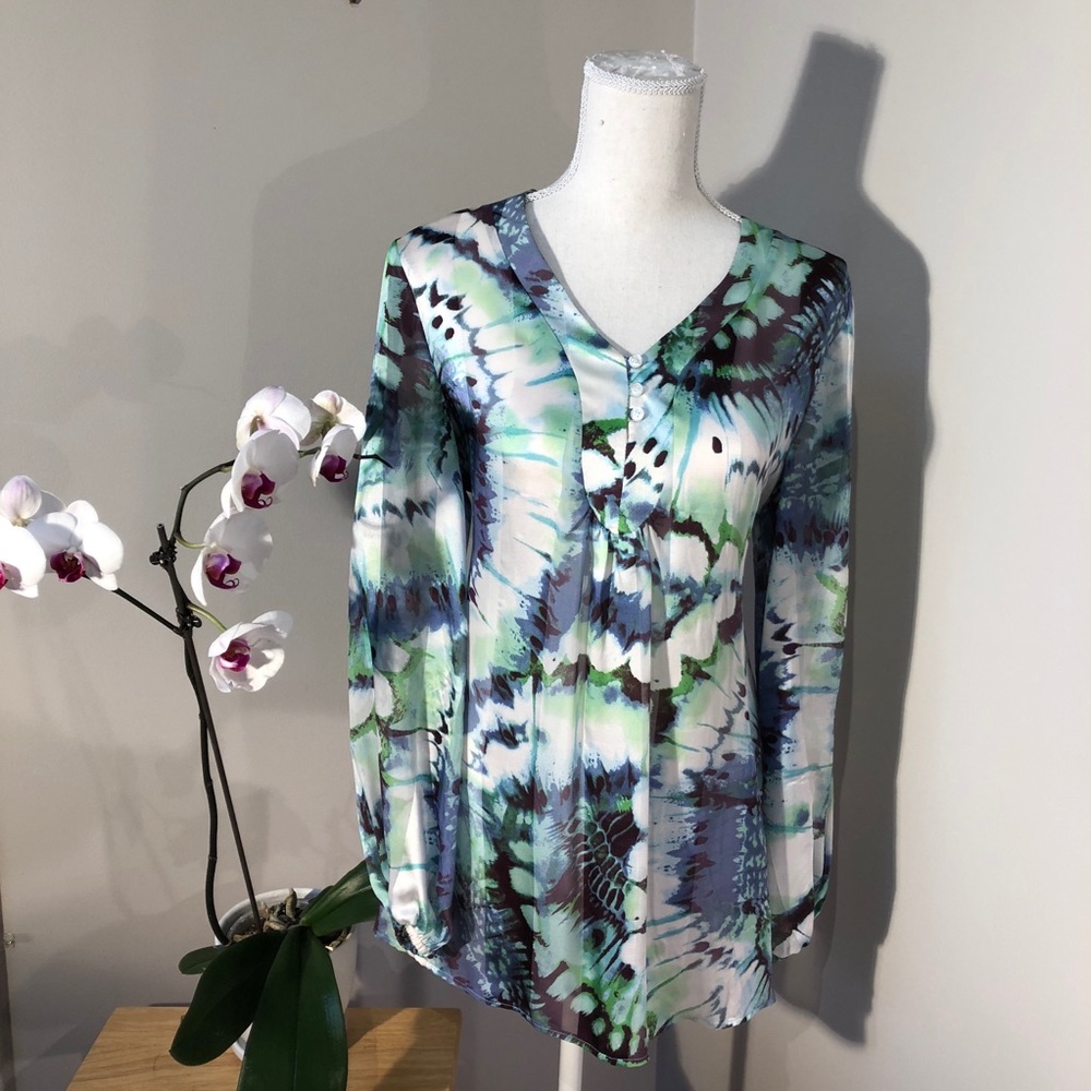 ⬇️ SALE Exetera Paris Silk Print Blouse